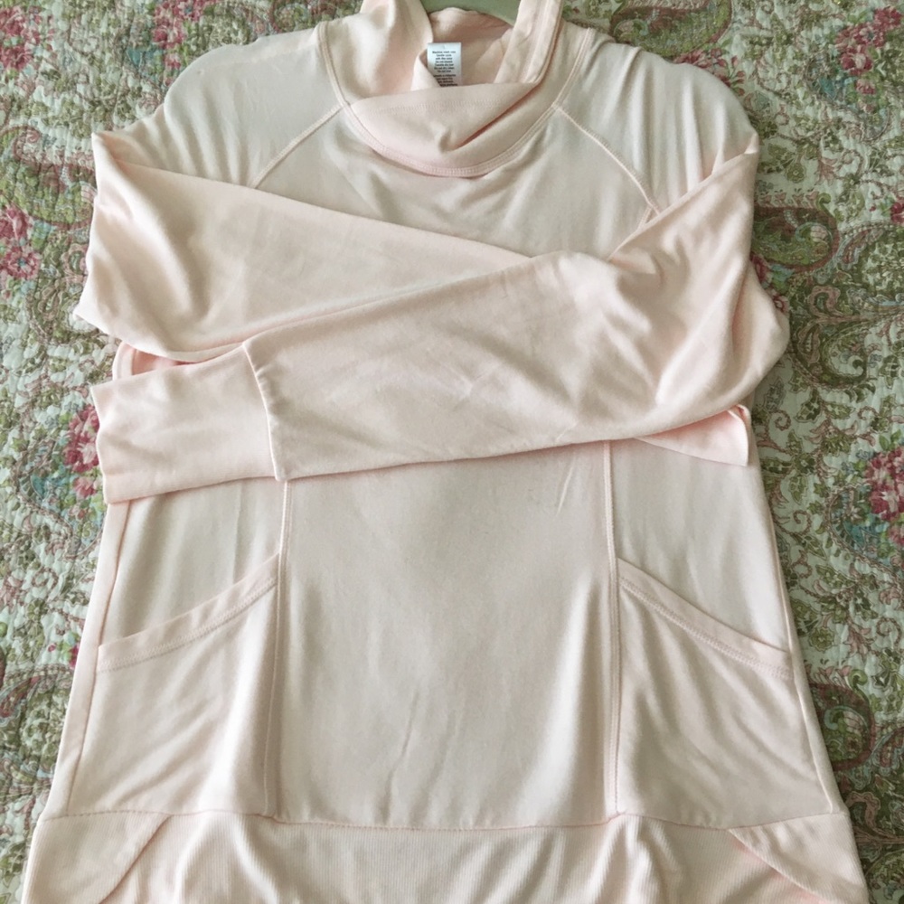 Long-sleeve Yoga Sweatshirt